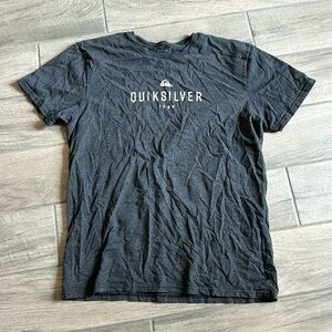 Quiksilver gray tshirt
